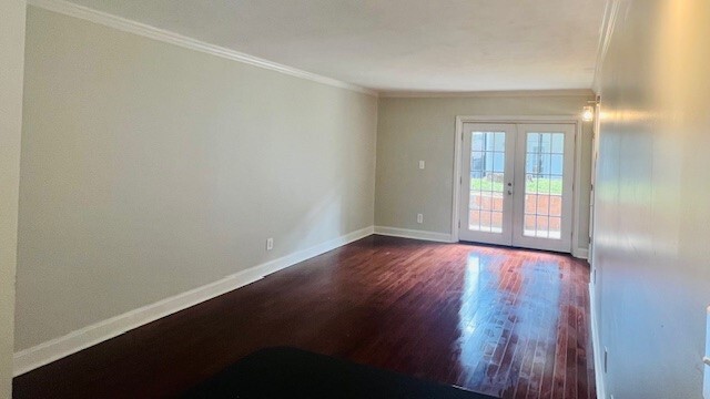 main room view 3 - 897 N Highland Ave NE