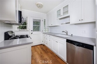 Building Photo - 453 Cypress Dr