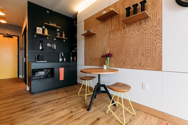 Photo - 2221 S Clark St Apartments