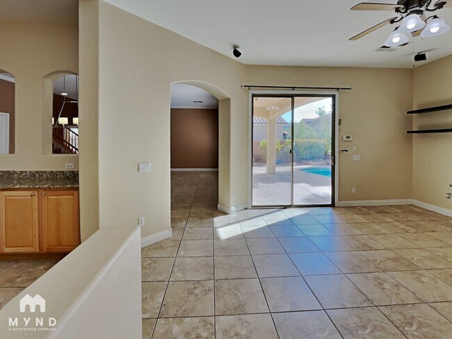 Foto del edificio - 3721 Tiger Ridge Ln