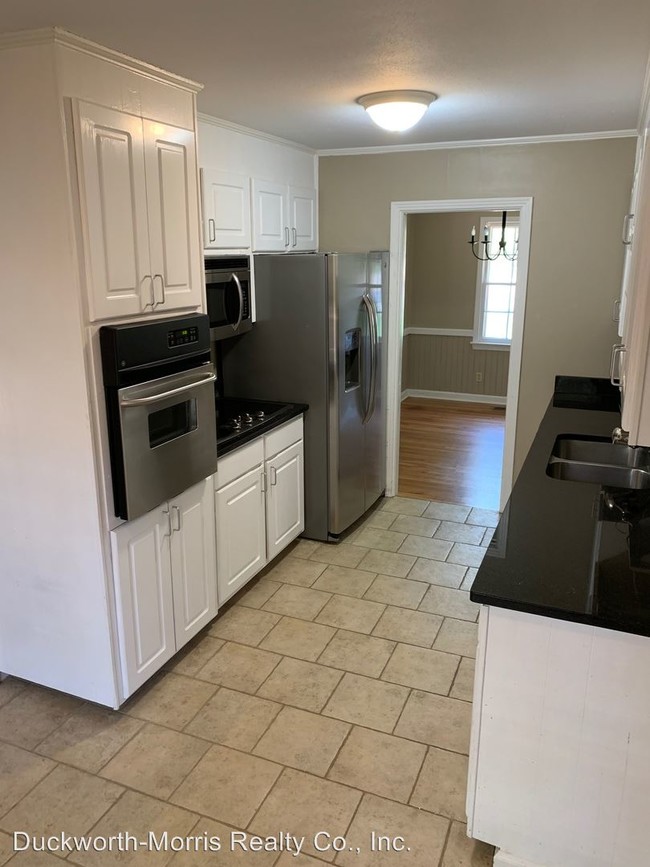 Building Photo - 3 br, 2 bath House - 1429 Heritage Drive