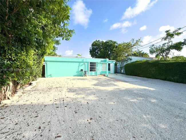 Building Photo - 23 Snapper Ave