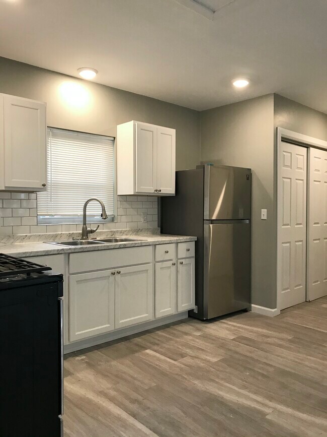 Foto del edificio - 1246 West Ave