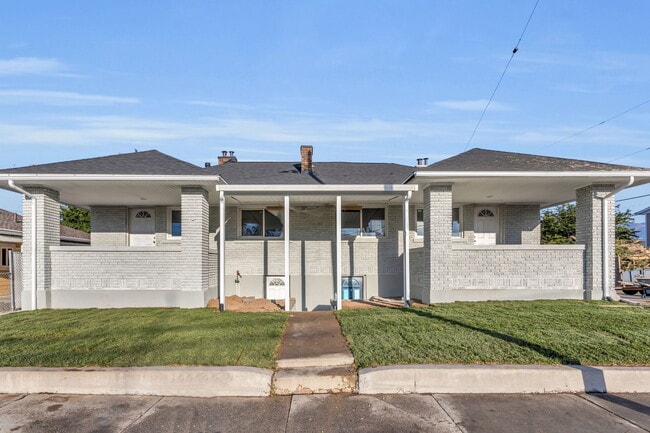 Building Photo - 7783 S Main St