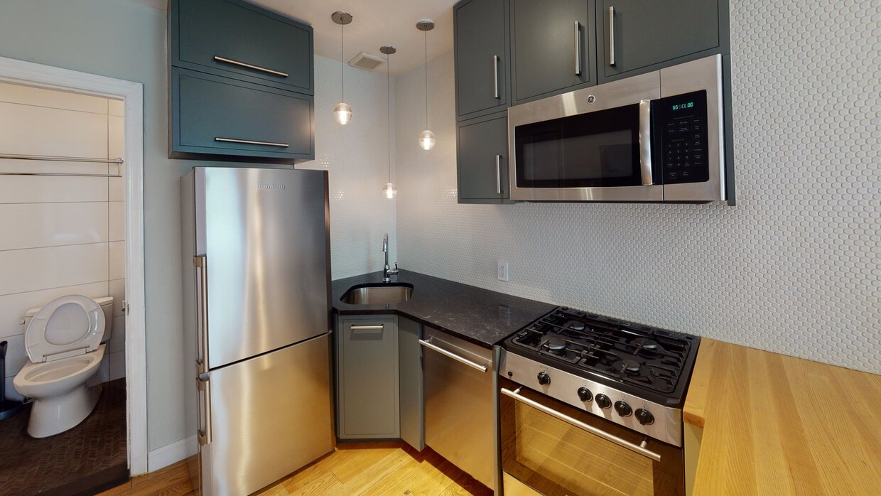 Photo - 491 W 22nd St Apartment