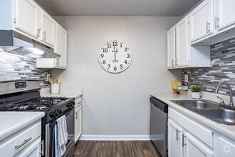 Building Photo - Sutter Lake Apartments