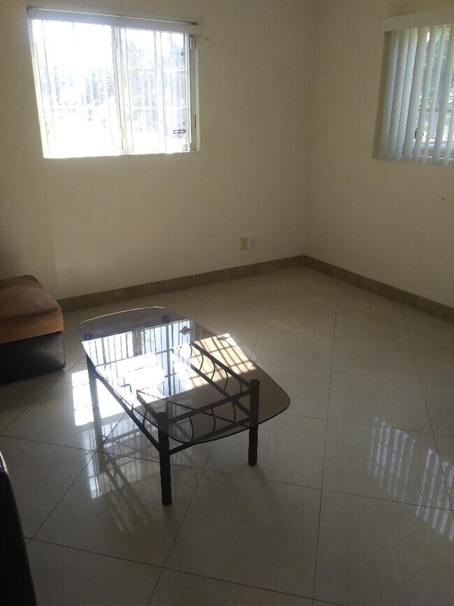 Foto del edificio - 5801 Aldea Ave