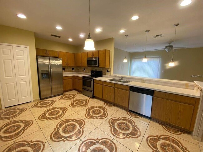 Foto del edificio - 35 Coventry Ct