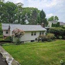 Building Photo - 50 McGregor Ln