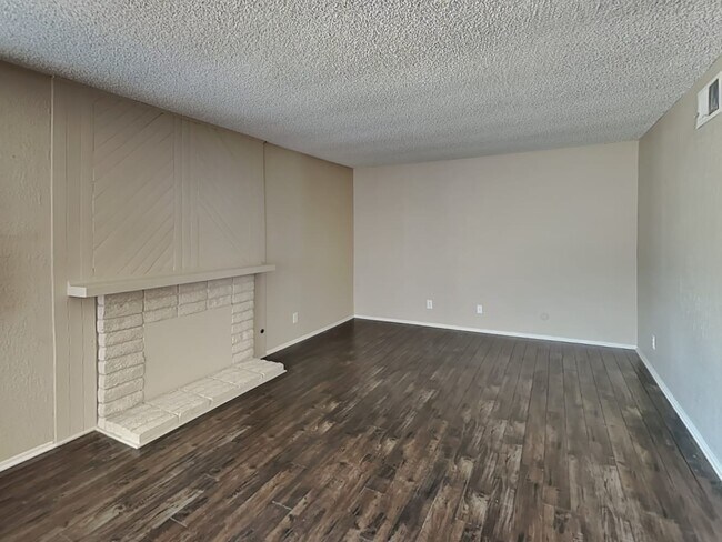 Building Photo - 27050 Las Mananitas Dr