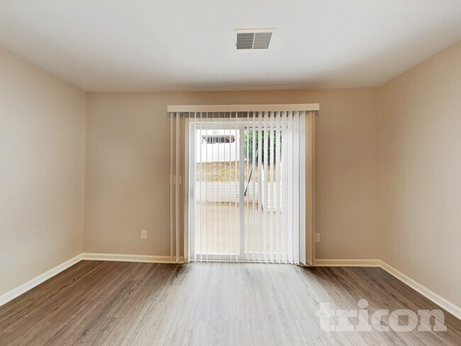 Building Photo - 4907 Patricia Ann Ln