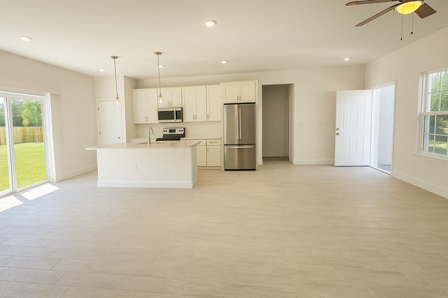 Building Photo - 16880 SW 29th Terrace Rd