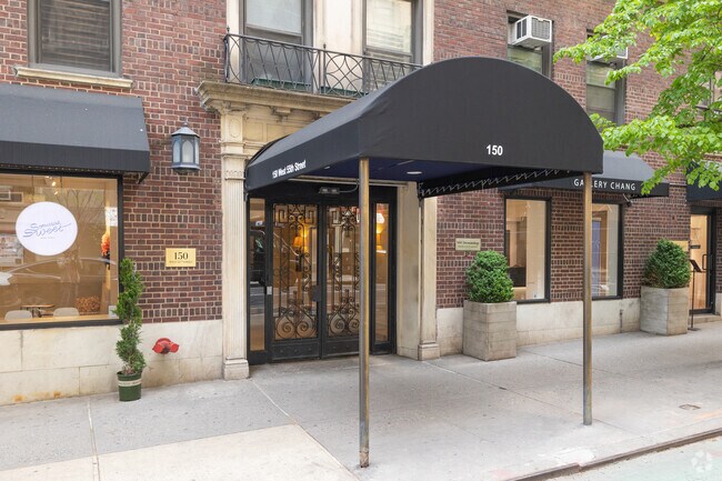 Building Photo - 146-152 W 55th St