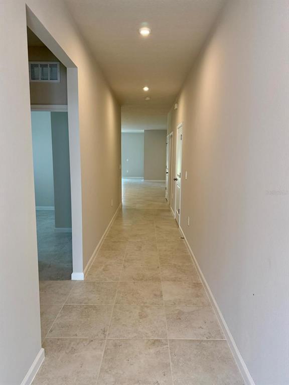 Building Photo - 3884 Isle Royal Pl