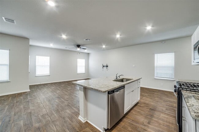 Building Photo - 10615 Tattersall Blvd