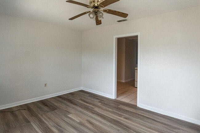 Foto del edificio - 1436 Hudson St