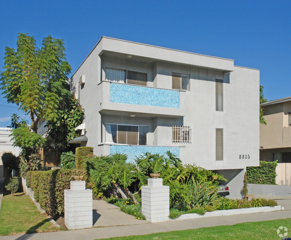 Foto principal - 8835 Alcott St