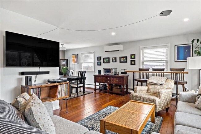 Foto del edificio - 3 Paul Ave