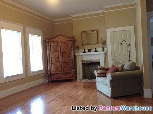 Foto del edificio - Renovated and Spacious 5 Bedroom in Kirkwood!