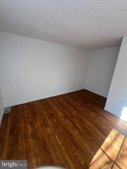 Photo - 405 Carnaby St Townhome