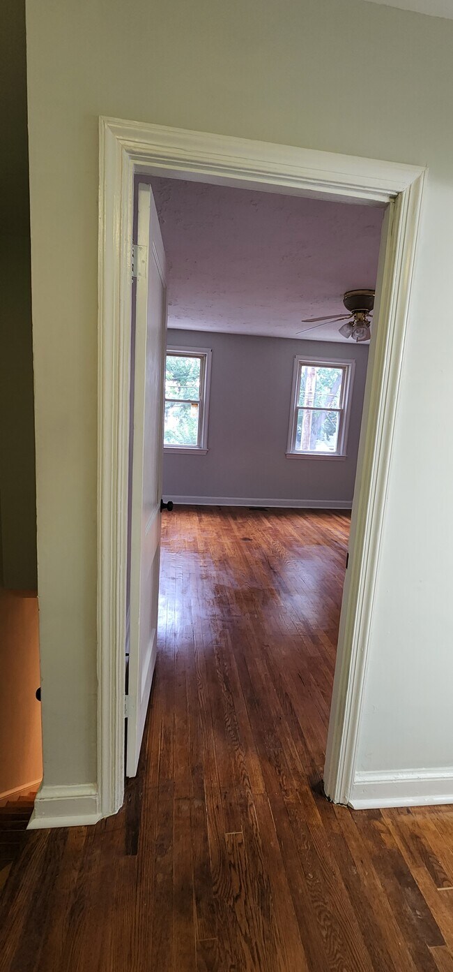 Foto del edificio - 4262 Clay St NE