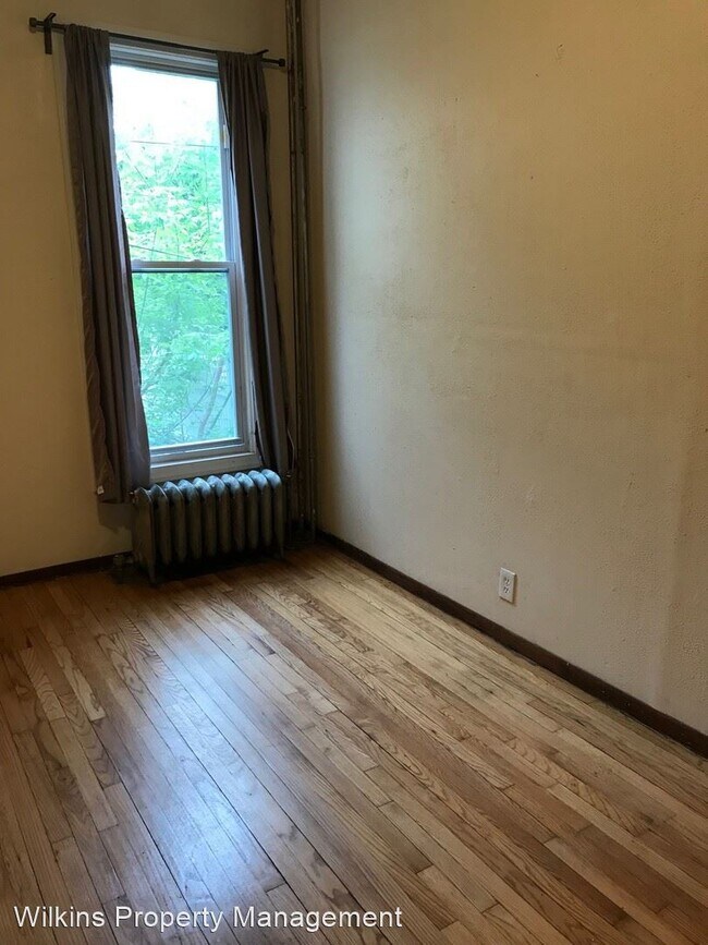 Building Photo - 1604 E Kane Pl