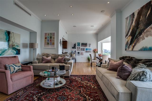 Foto del edificio - 4242 Lomo Alto Dr