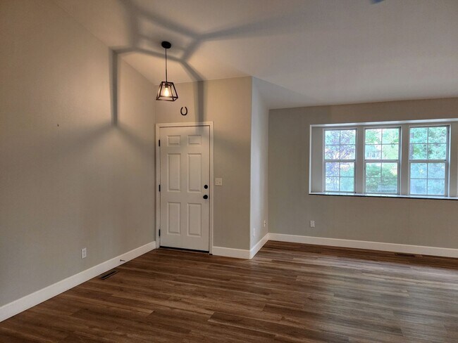 Foto del edificio - Home For Lease in the Wildhorse area of Mi...