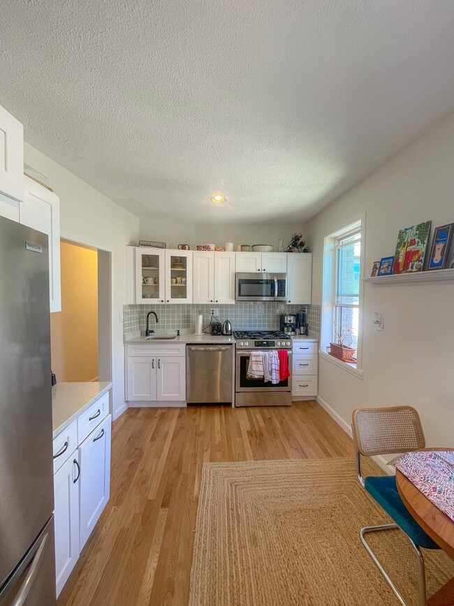Kitchen - 22 Chiswick Rd