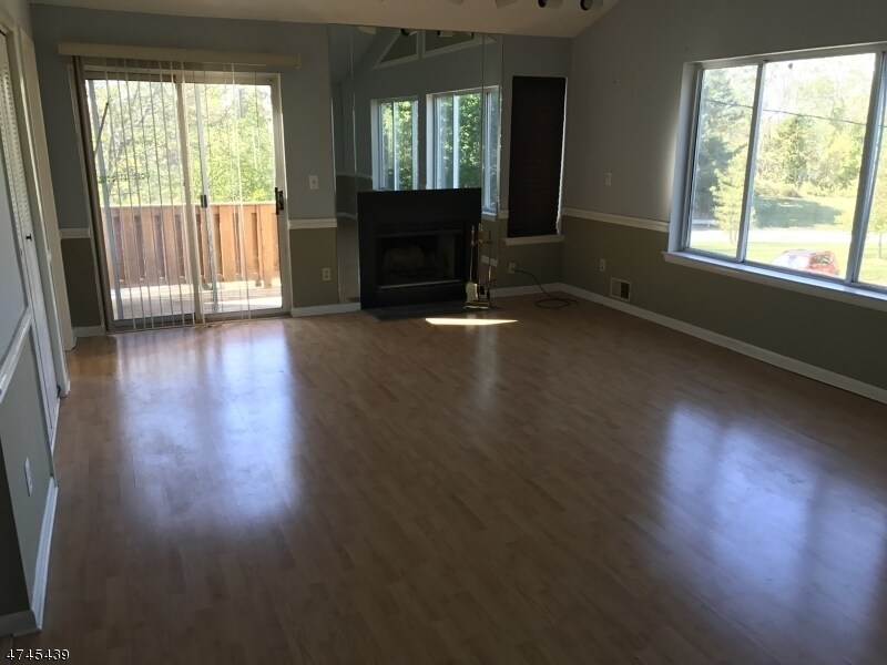 15 Falcon Ridge Way N Unit 15, Hamburg, NJ 07419 Apartment for Rent in Hamburg, NJ