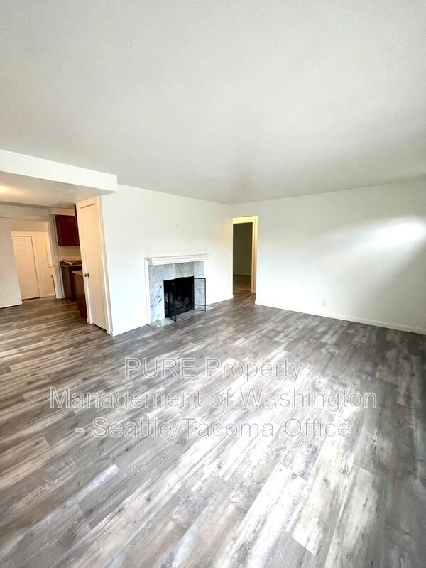 Building Photo - 4453 48th Ave SW