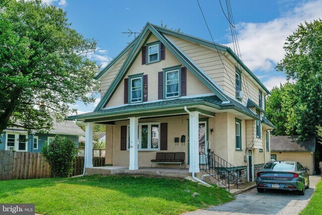 Building Photo - 51 S Pennock Ave