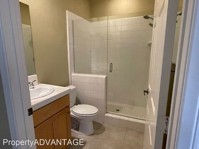 Foto del edificio - 1 br, 1 bath House - 3663 Adams Street #100