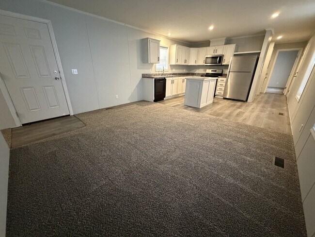 Foto del edificio - 38062 St Tropez Dr