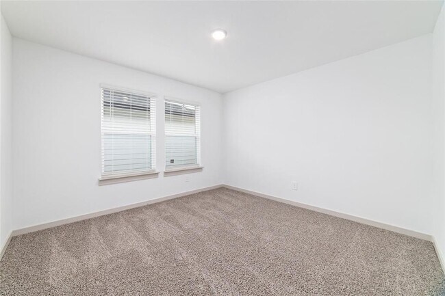 Foto del edificio - 7207 Sunbreeze Ln