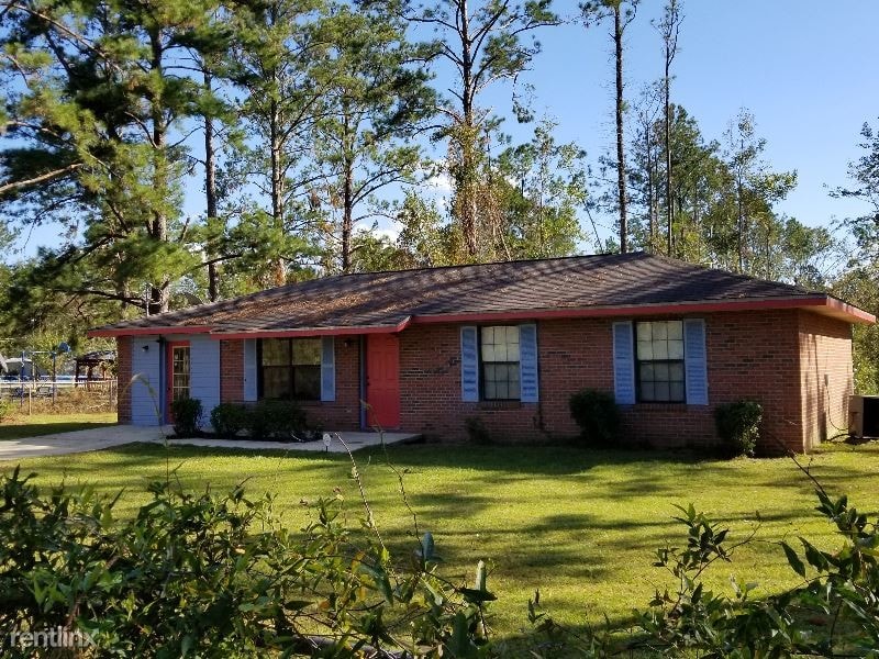 94 Park Ln Dr, Quincy, FL 32351 House for Rent in Quincy, FL