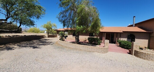Foto del edificio - 56641 Cope Rd