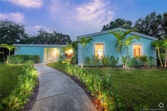 Building Photo - 7492 SW 40th Terrace