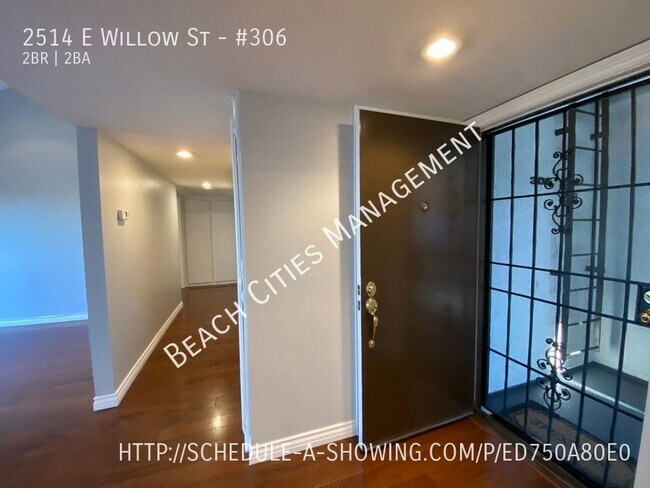 Building Photo - Updated Condo with City Views, Incredible ...
