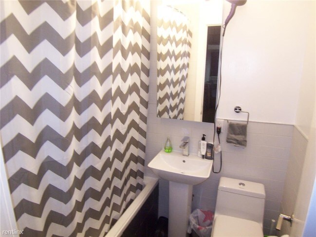 Foto del edificio - 440 10th Ave