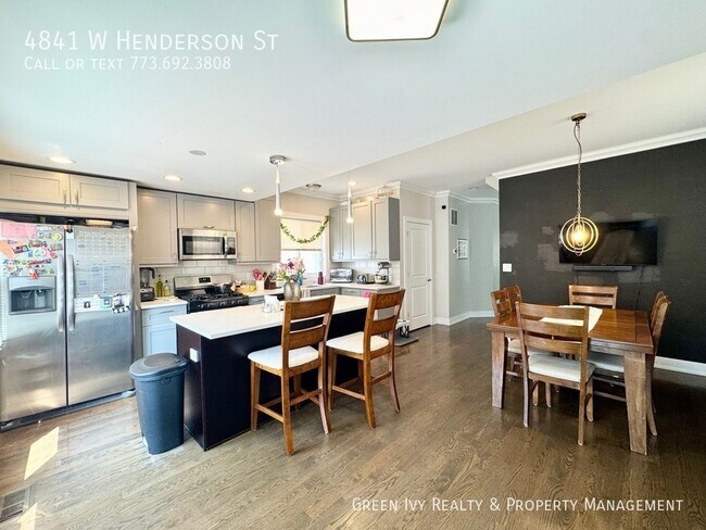 Foto del edificio - 4841 W Henderson St