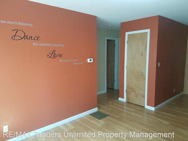 Foto del edificio - 2 br, 1 bath House - 1018 Florence Ave.