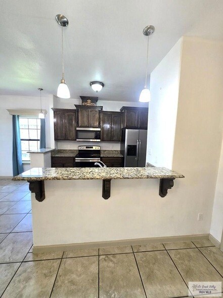 Foto del edificio - 1217 Escondido Ln
