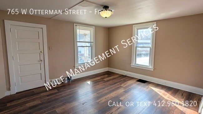 Building Photo - 765 W Otterman St