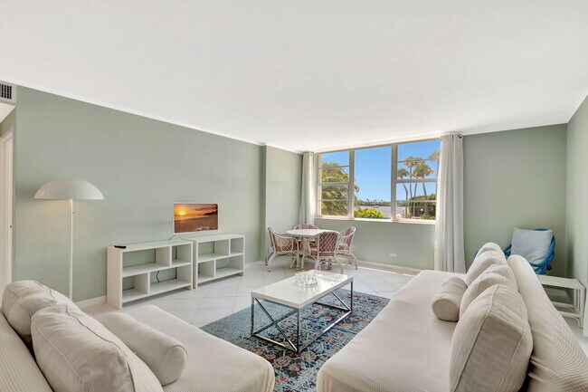 Foto del edificio - 2800 N Flagler Dr