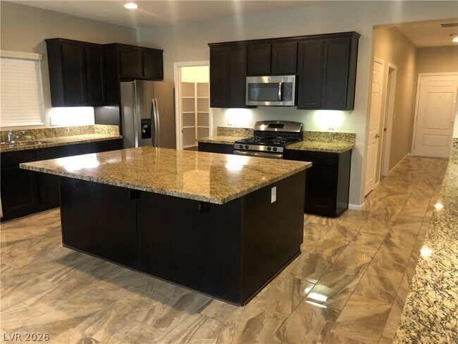 Foto del edificio - 1513 Blues Ln