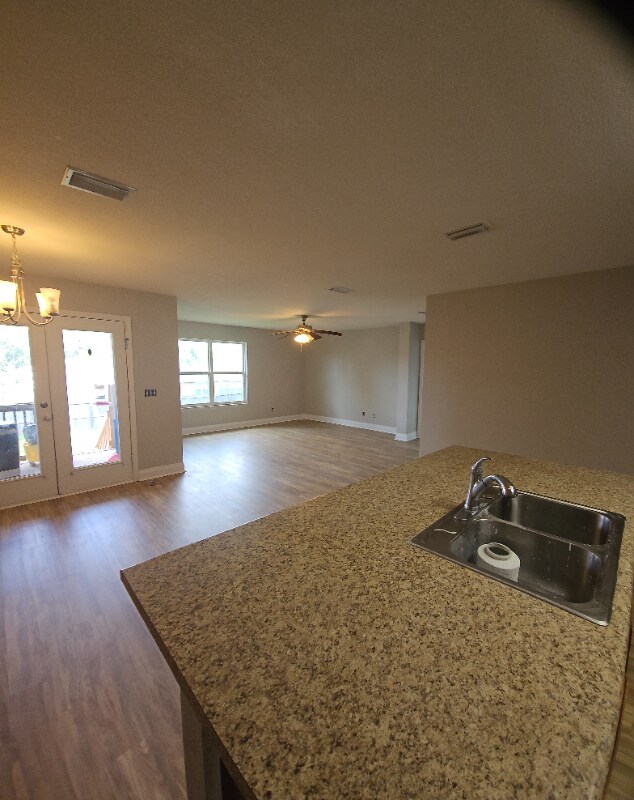 Foto del edificio - 34421 Paisley Ave