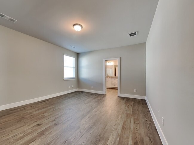 Building Photo - 3417 New York Ave