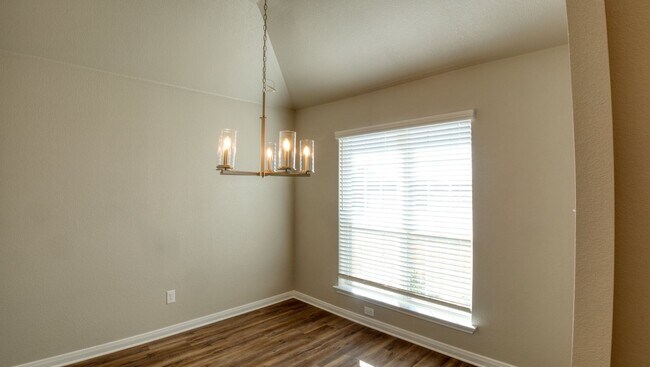 Foto del edificio - 610 Hollyhock Dr