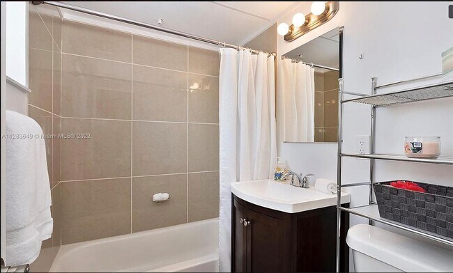 2690 Marathon Ln - 4